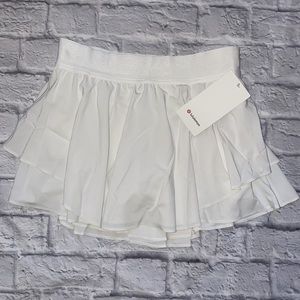 NWT Lululemon Court Rival HR Skirt Size 4 Regular PERFECT WHITE REGULAR TENNIS